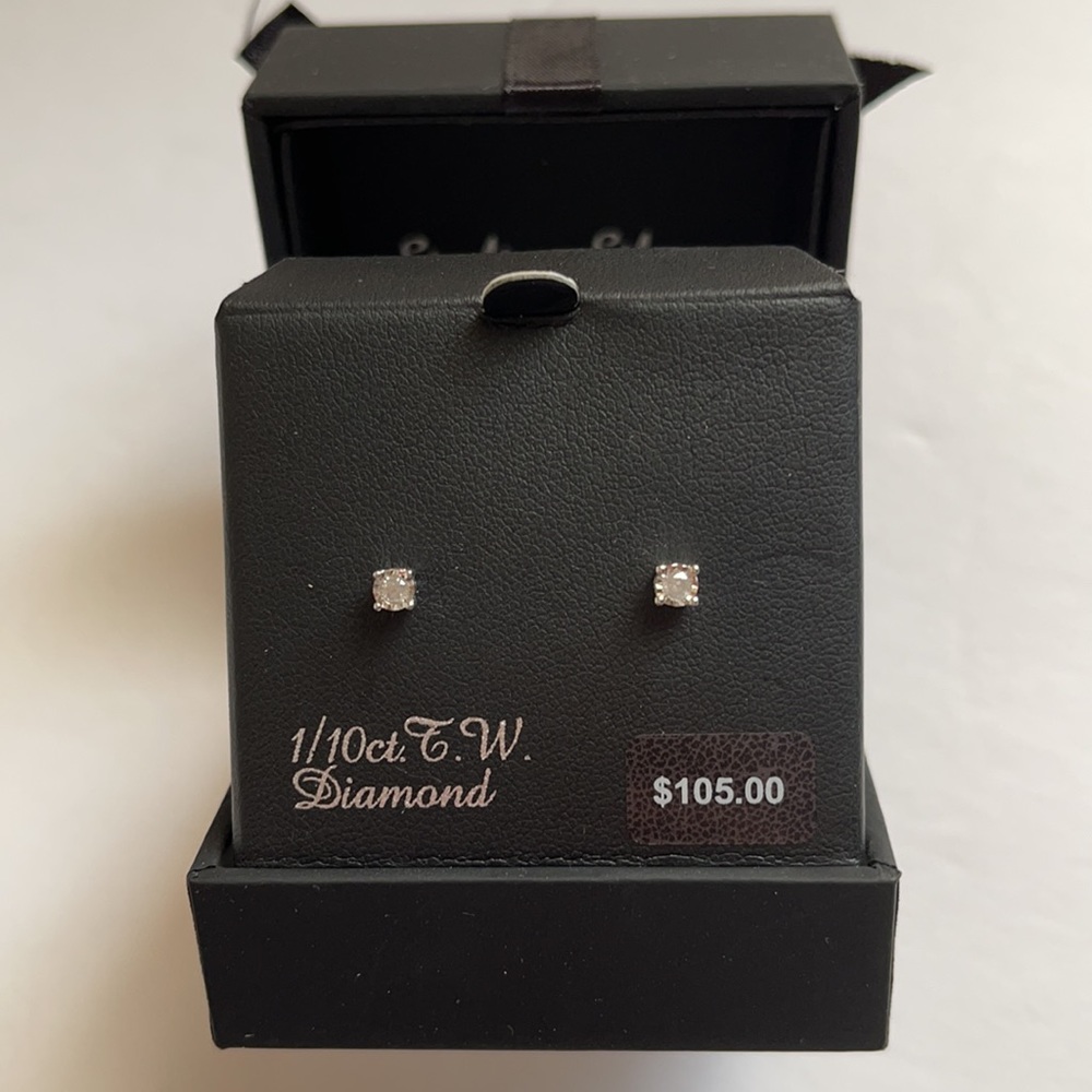 NWT Sterling Silver 1/10 Carat Total Weight Diamond Stud Earrings, Two In Box